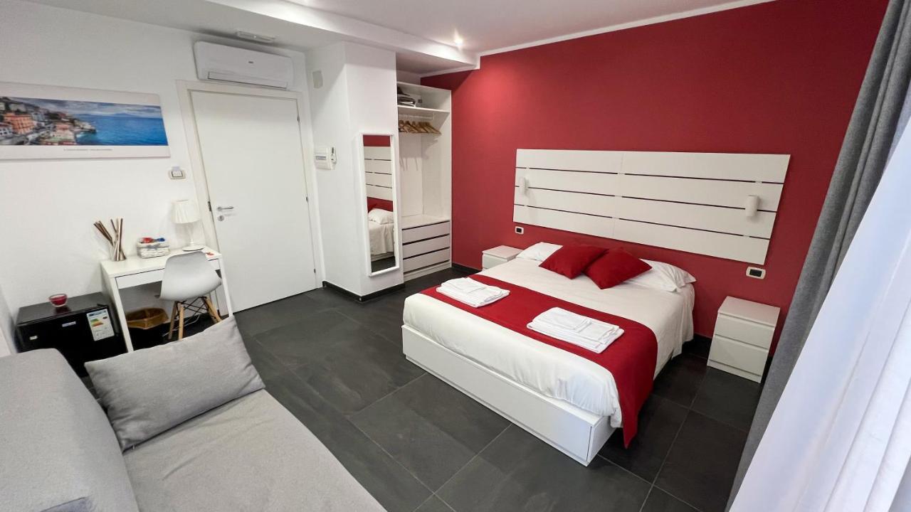 Soave Rooms Napoli Eksteriør billede