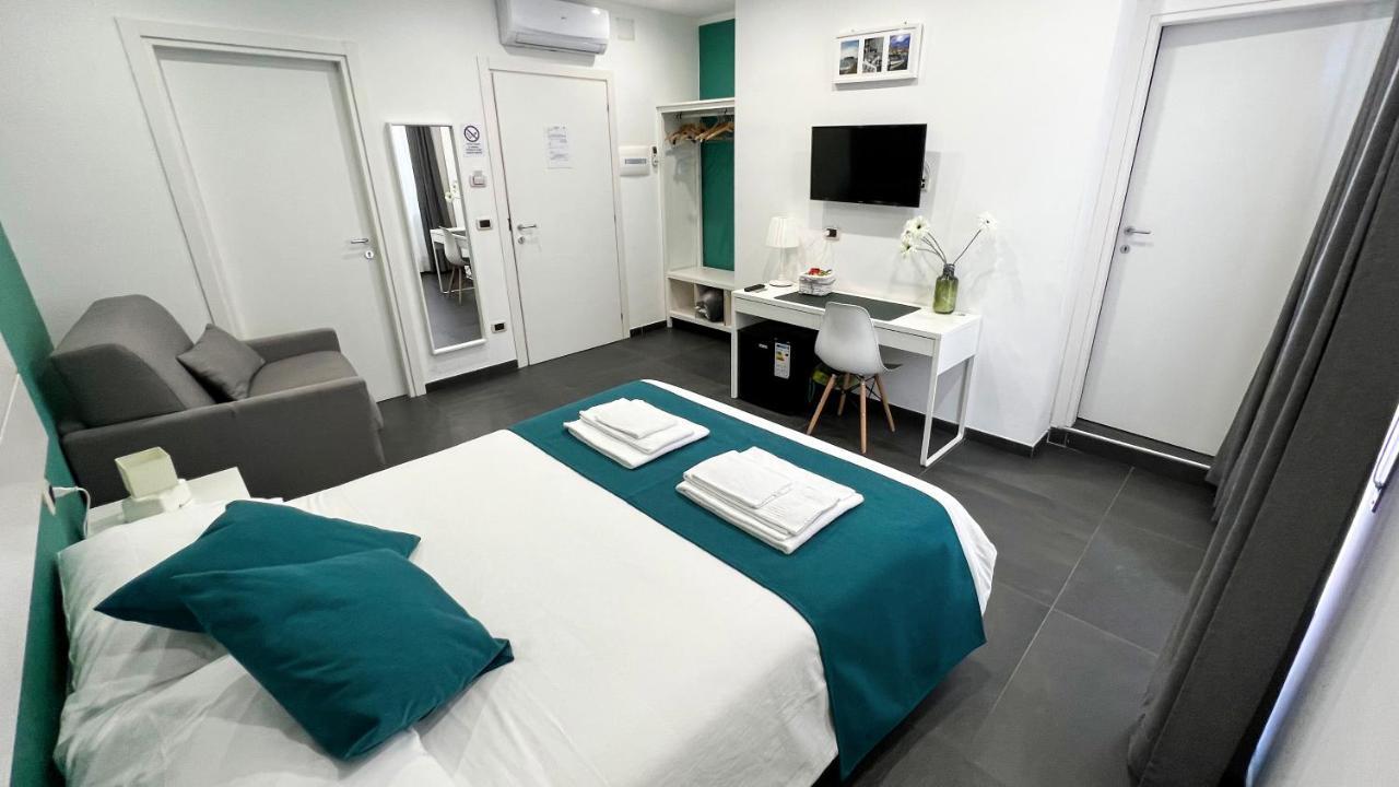 Soave Rooms Napoli Eksteriør billede