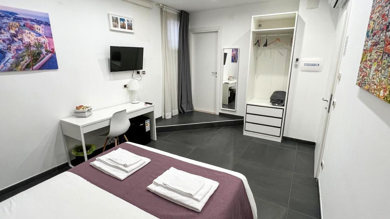 Soave Rooms Napoli Eksteriør billede