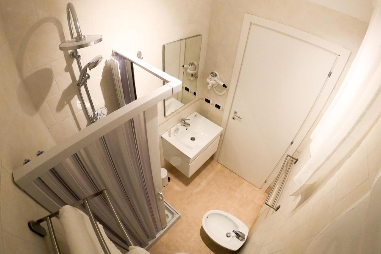 Soave Rooms Napoli Eksteriør billede