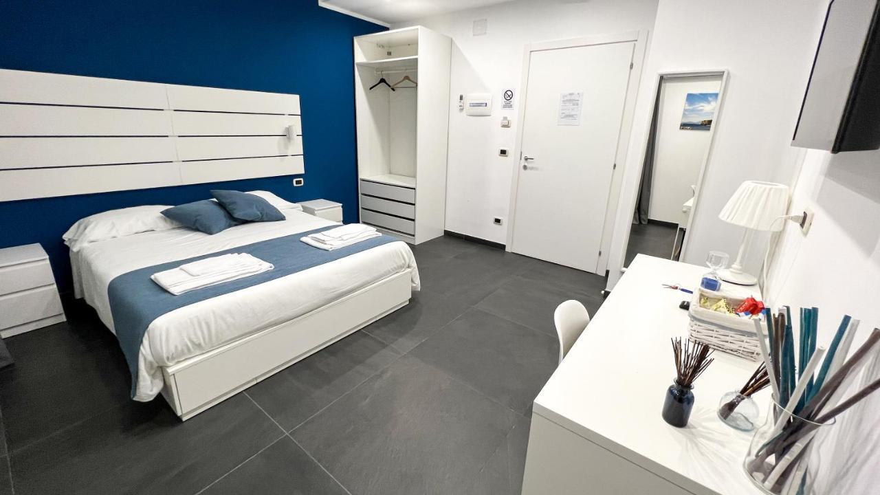 Soave Rooms Napoli Eksteriør billede